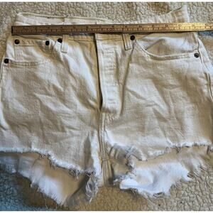 Levi 501 denim shorts white size w27 womans